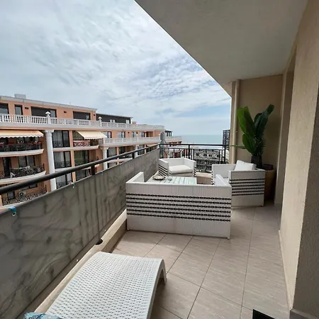 Apartament двустаен вила каламбрия